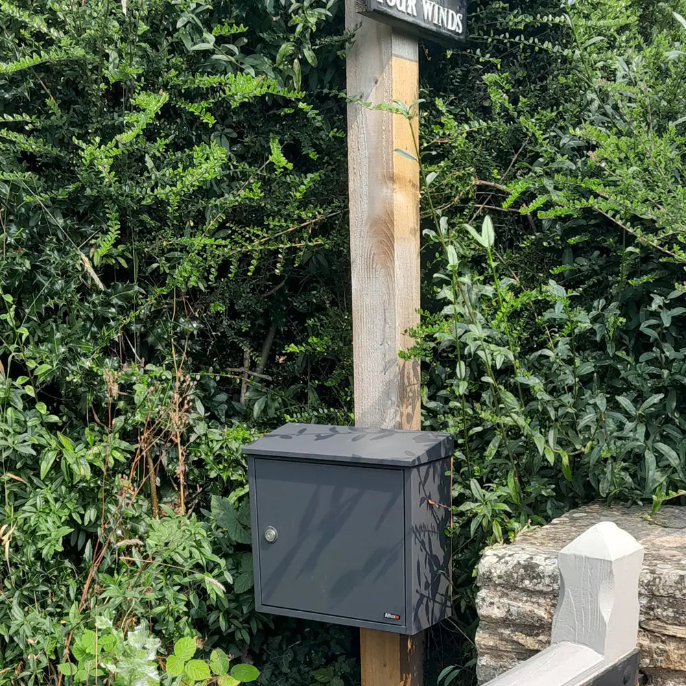 External Wall Mounted Letterbox Allux 400