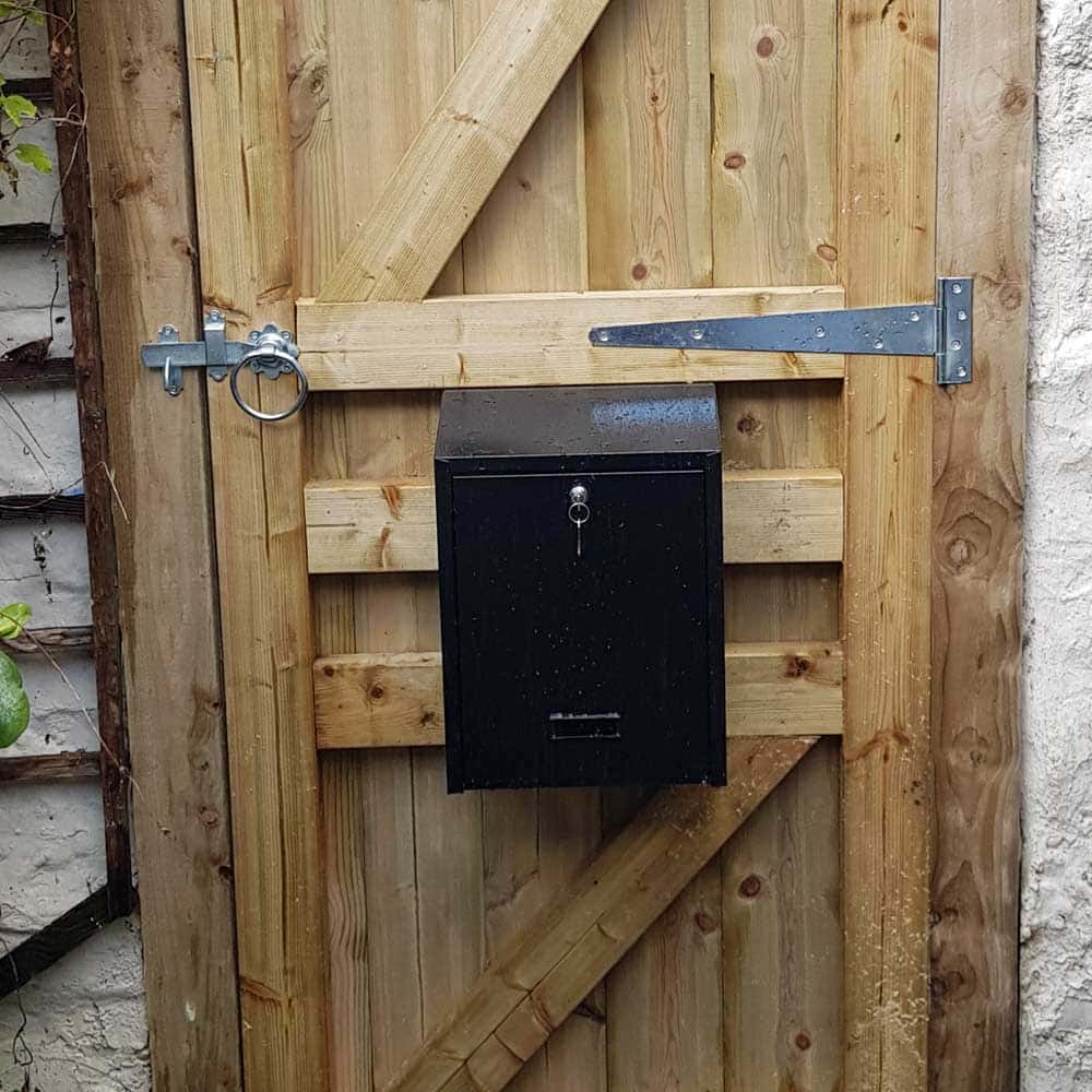 Letterbox For Gate W3 2 Nero Letter Plate