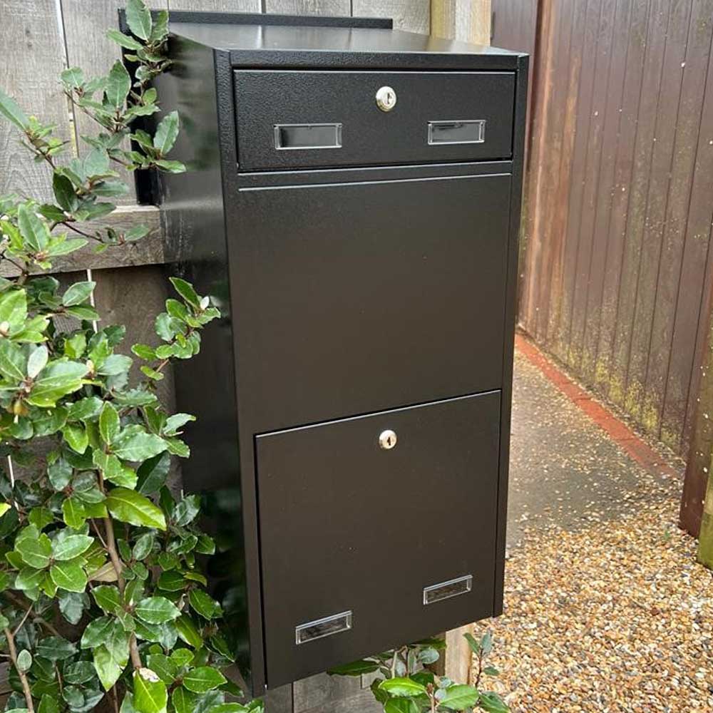 Parcel Box  Sigma Rear View Closed Lifestyle Image