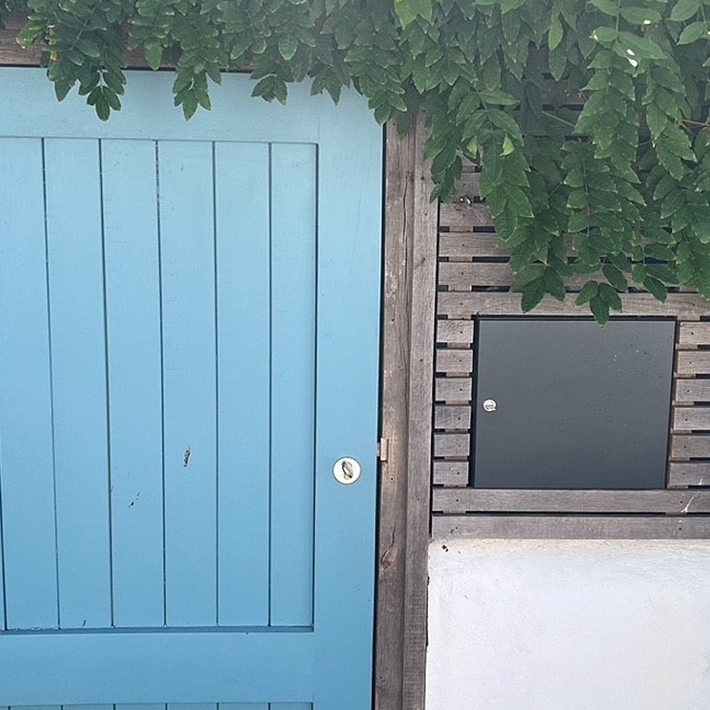 Wall Mounted Post Box Lad 050